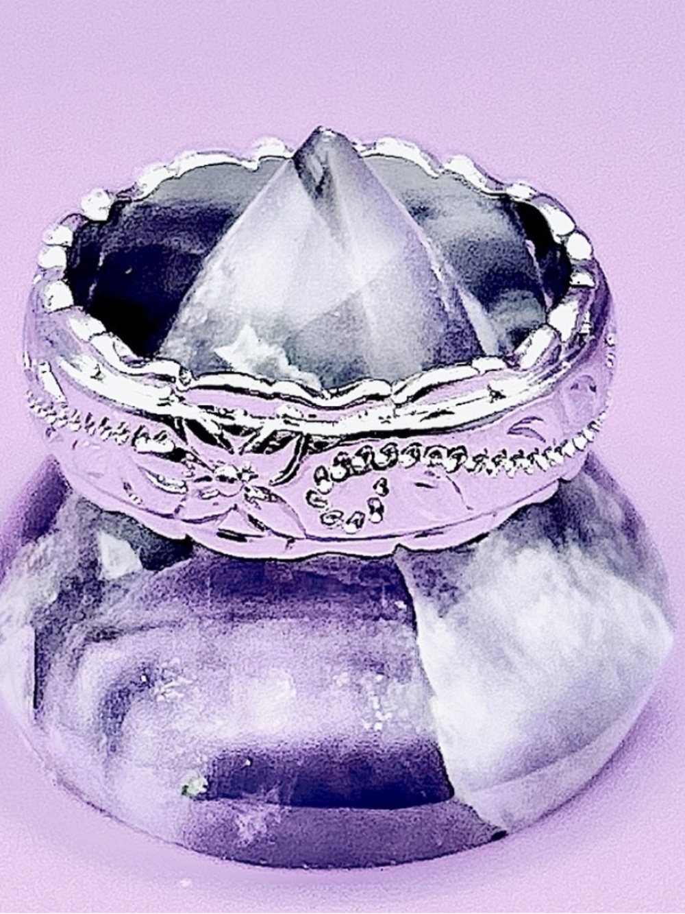 Silver Band Ring Floral design New with Tags and FREE gift box